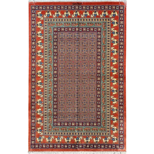 ذرع‌وچارک طرح پازیریک تمام ابریشم اصل قم